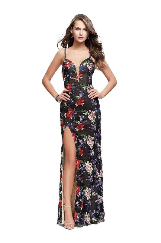 Flash Sale Now La Femme - 25900 Deep Sweetheart Strappy Floral Printed Gown