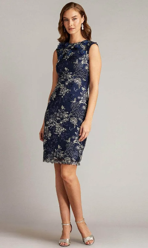 Best Deals Of The Season Tadashi Shoji CGU24890M - 3d Floral Cocktail Dress