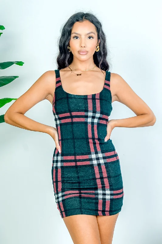 Save Big Preppy Green and Red Plaid Sleeveless Mini Dress (AD8031-3)