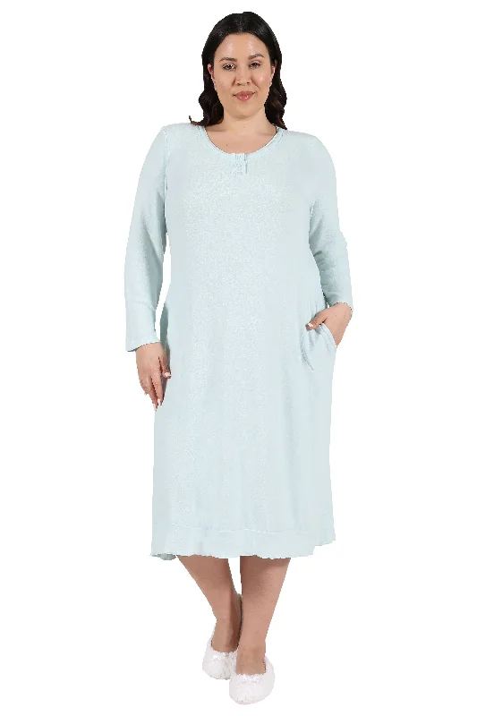 Limited Edition The Comfort Collection Plus Size Snap Gown