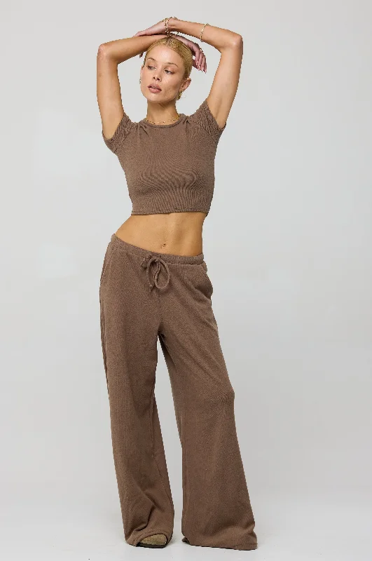 Comfort Meets Fashion Chase Rib Pant in Chai