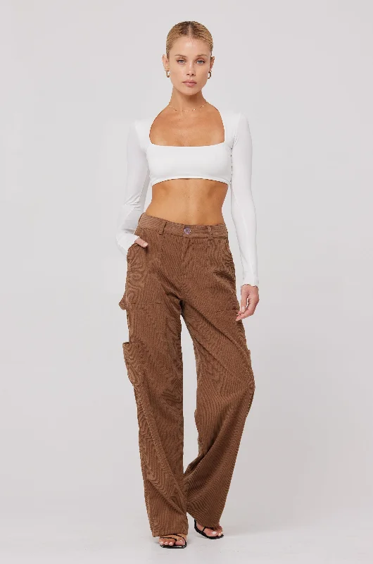 Spring Fashion Elsa Cargo Pant in Espresso