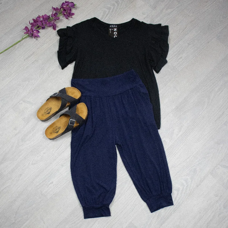 Unleash Your Trendy Side 3/4 Lounge Pants - Navy